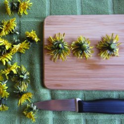 Deep-fried Dandelions - Recipe photo by bustedbutton