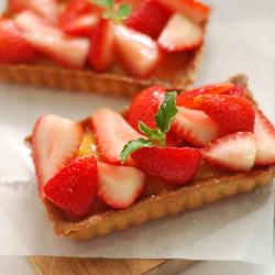 Strawberry Frangipane Tart - Recipe photo by jothetartqueen