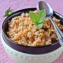 Chickpeas and Tomato Rice - Recipe photo by VVK