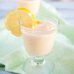 Citrus & Green Tea Detox Smoothie - Recipe photo by simple craves and olive oil