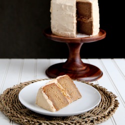 Applesauce Cake with Caramel - Recipe photo by snixykitchen