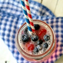 raspberry lemonade - Recipe photo by claireg
