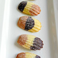 Red, White, & Blue Madeleines - Recipe photo by sugarswings