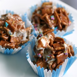 S'mores Treats - Recipe photo by Deliciously Declassified