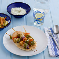Chicken souvlaki, tzaziki & pitta - Recipe photo by Marcela Macias