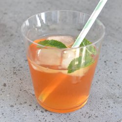 Peach Iced Tea - Recipe photo by twinfood