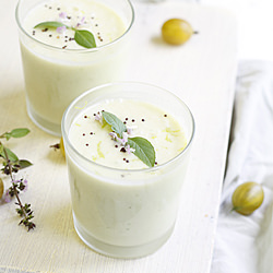 Cold Coconut Cucumber Soup - Recipe photo by chriesi