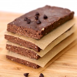 Chocolate PB Protein Bar - Recipe photo by dessertswithbenefits