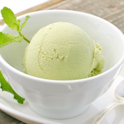 Vegan Green Tea Ice Cream - Recipe photo by laurafriendly