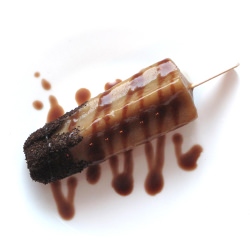 Kahlua Banana Popsicles - Recipe photo by jessicabarst