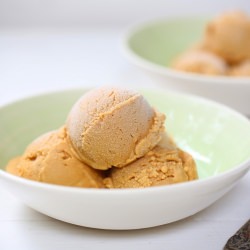 Salted Caramel Ice Cream - Recipe photo by vytran