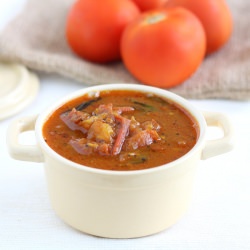 Tomato Vathkuzhambhu - Recipe photo by Jeyashrisuresh