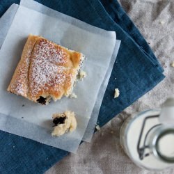 Poppy Seeds Pie - Recipe photo by Little Upside Dow Cake