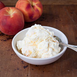 cinnamon peach ice cream - Recipe photo by merrygourmet