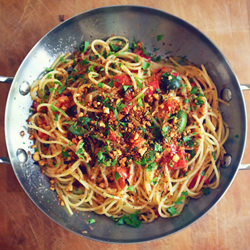 Summer Tomato Pasta - Recipe photo by ptuorto