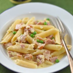 Penne w/ Smoked Chicken - Recipe photo by Trissalicious