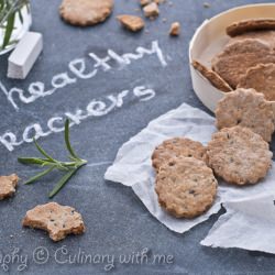 Healthy Crackers with Rosemary - Recipe photo by vanillla