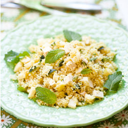 Couscous, Apple and Tofu Salad - Recipe photo by gasparzinha