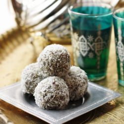 Date Truffles - Recipe photo by ArabicZeal