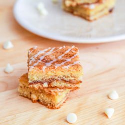Snickerdoodle Blondies - Recipe photo by sallysbakingaddiction