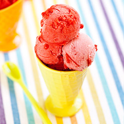 Strawberry and Watermelon Ice Cream - Recipe photo by gasparzinha