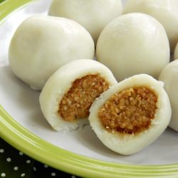 Peanut Kozhukattai - Recipe photo by blend with spices