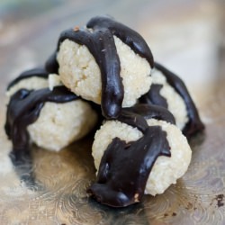 Marshmallow Root Meringues - Recipe photo by Mary from Sweet Roots