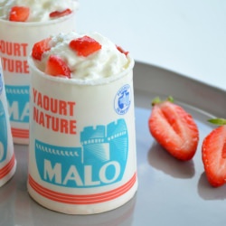 Strawberry Yogurt - Recipe photo by VoyageGourmand