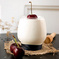 Homemade Greek Yogurt - Recipe photo by SpicieFoodie