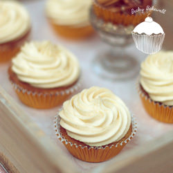 Spiced Maple Syrup Cupcakes - Recipe photo by beckybakewell