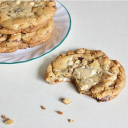 Chocolate Chip Cookies - Recipe photo by mysweetfrostings