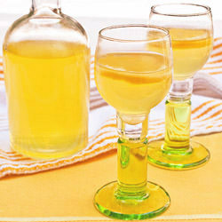 Limoncello - Recipe photo by nancy baggett-kitchenlane