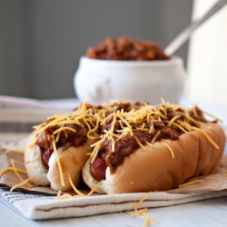 Beer Chili Cheese Dog - Recipe photo by TheBeeroness