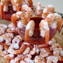 Shrimp w/ Cocktail Sauce - Recipe photo by Scatkat007