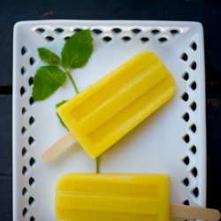 Pina Colada Popsicles - Recipe photo by butcanshebake