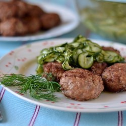 Danish Meatballs - Recipe photo by thiessa