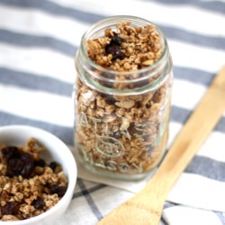 Coconut Granola - Recipe photo by familysponge