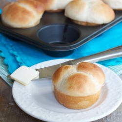 Cloverleaf Rolls - Recipe photo by healthyaperture