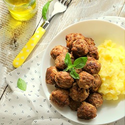 Swedish Meatballs - Recipe photo by magyreuontas