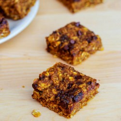 Pumpkin Oatmeal Bars - Recipe photo by sallysbakingaddiction
