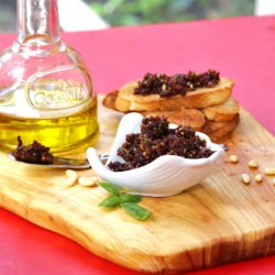 Sun Dried Tomato Pesto - Recipe photo by ModernMom
