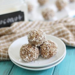 Coconut Nut Balls - Recipe photo by Running to the Kitchen