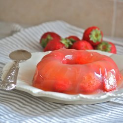 Aspic of Strawberries and Tea - Recipe photo by juno82