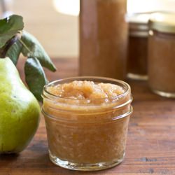 Pear Butter Recipe - Recipe photo by beckyros