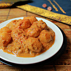 Dum Aloo (Potato) - Recipe photo by Aromatic Cooking