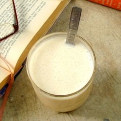 Date Yogurt Smoothie - Recipe photo by divyapramil