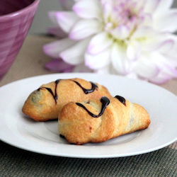 Pillsbury chocolate crescents - Recipe photo by createwithmom