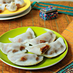 Kozhukattais - Recipe photo by Aromatic Cooking