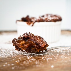 Molten chocolate lava cakes - Recipe photo by broma bakery