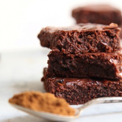 Liquorice Brownies - Recipe photo by pici e castagne